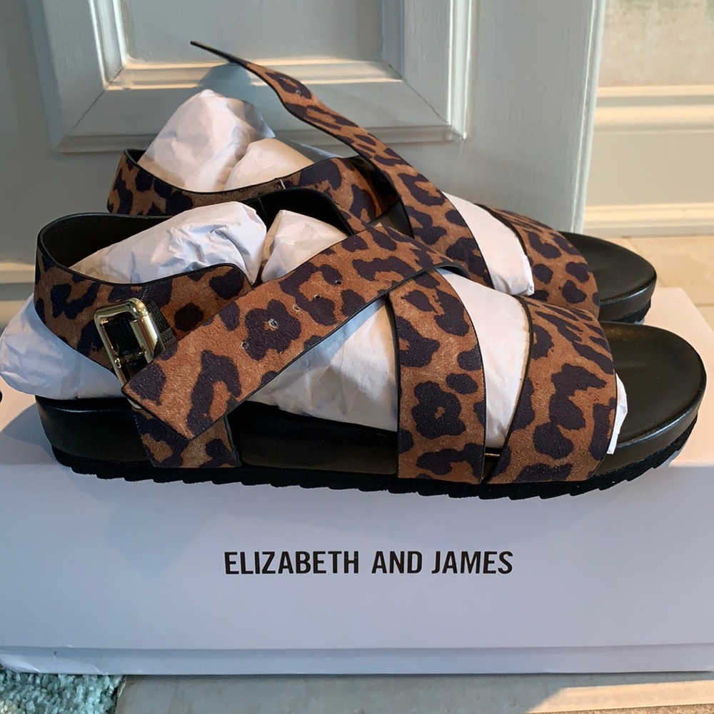 Elizabeth‎ and James Comfrey Leopard Print Sandals Size 5.5